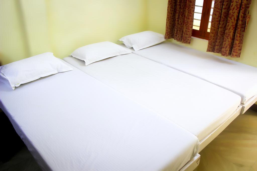 PMS Guest House Pondichéry Extérieur photo